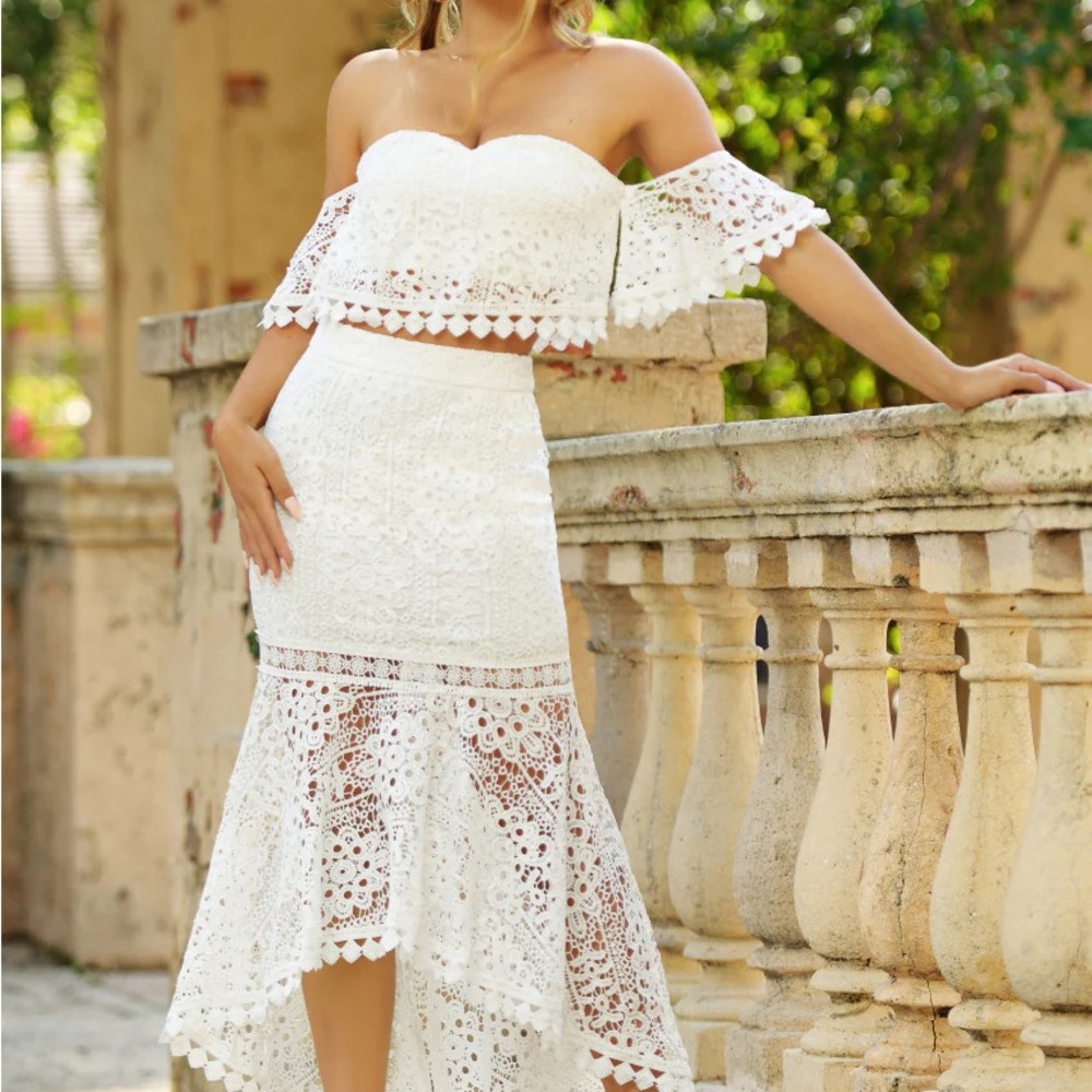Elegant White Lace Off-Shoulder two piece set